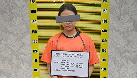 Polda Sumut Tangkap Wanita Muda Bawa Ratusan Butir Extacy