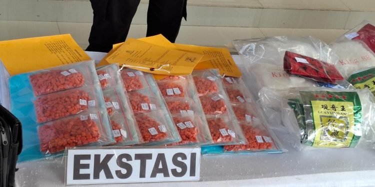 053865000_1770480756-narkoba_2-750x375