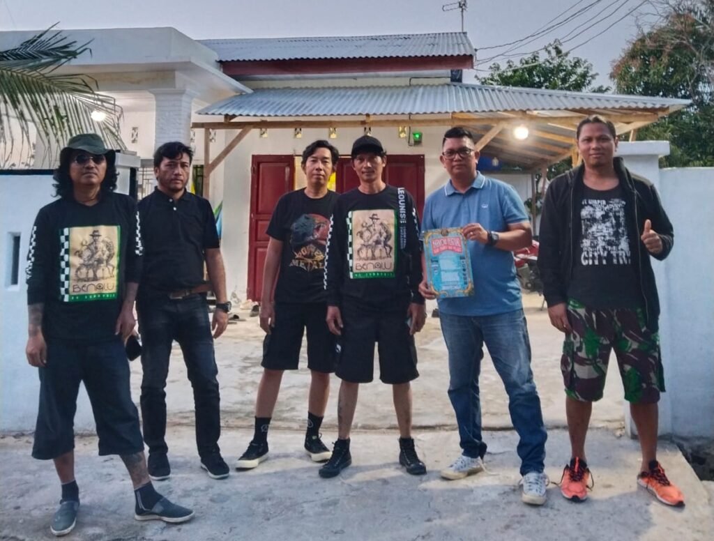 Panitia Harmoni Sebarkan Brosur Festival Band Pelajar dan Pemula, Tunjukkan Bakat Diatas Panggung